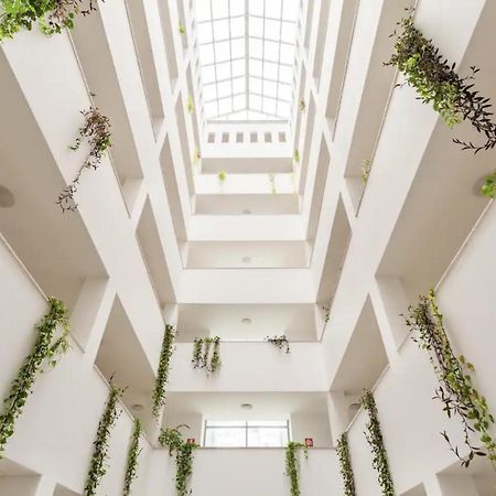 Lussuoso Attico Con Garage Gratis Vicino Al Duomo E Allo Ieo Мілан Екстер'єр фото